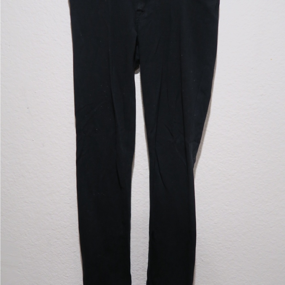 Sleek Black Women's Leggings